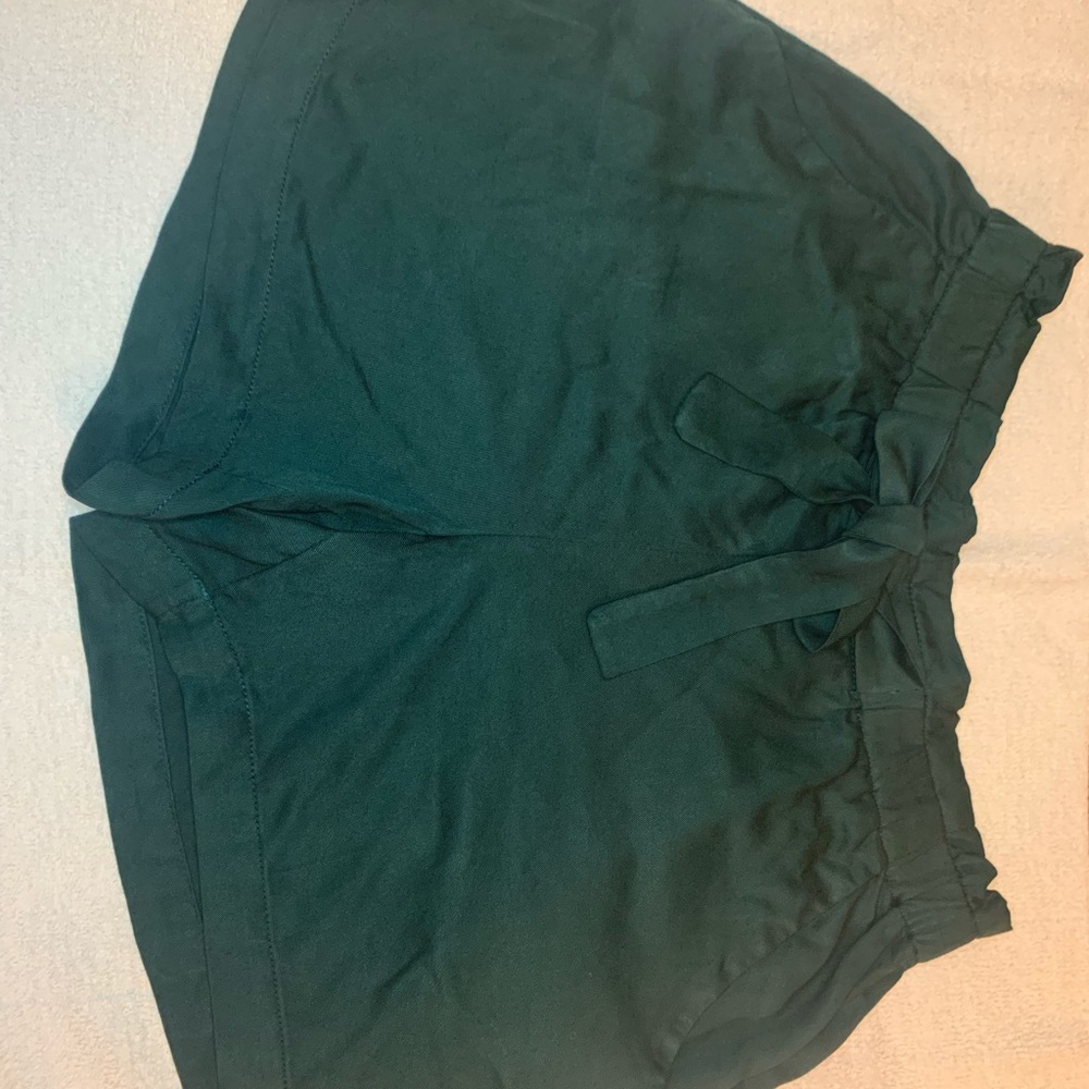 MAURICES shorts Dark Green Medium 100% rayon